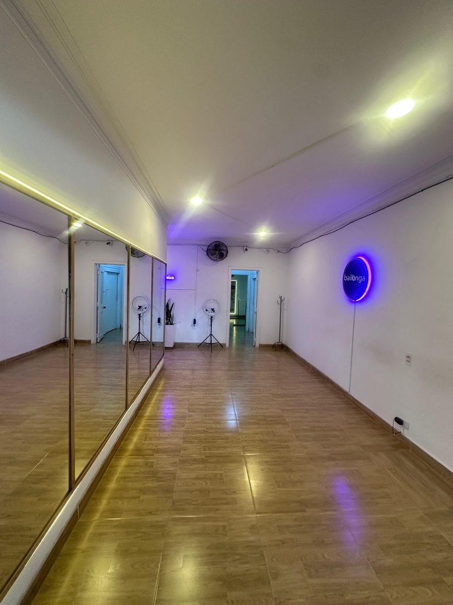 Bailonga space